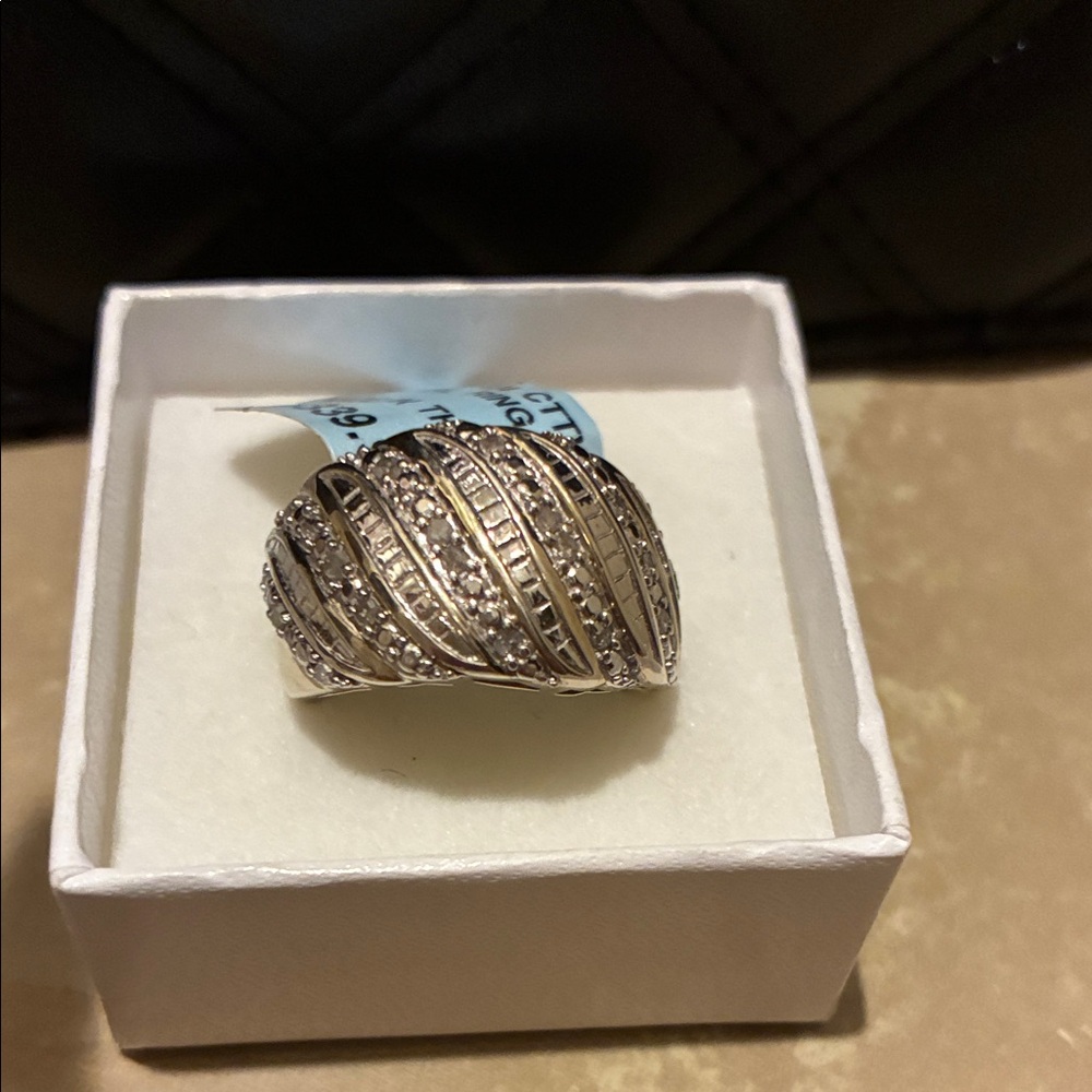 GOS 1/4 CTTW swirl ring